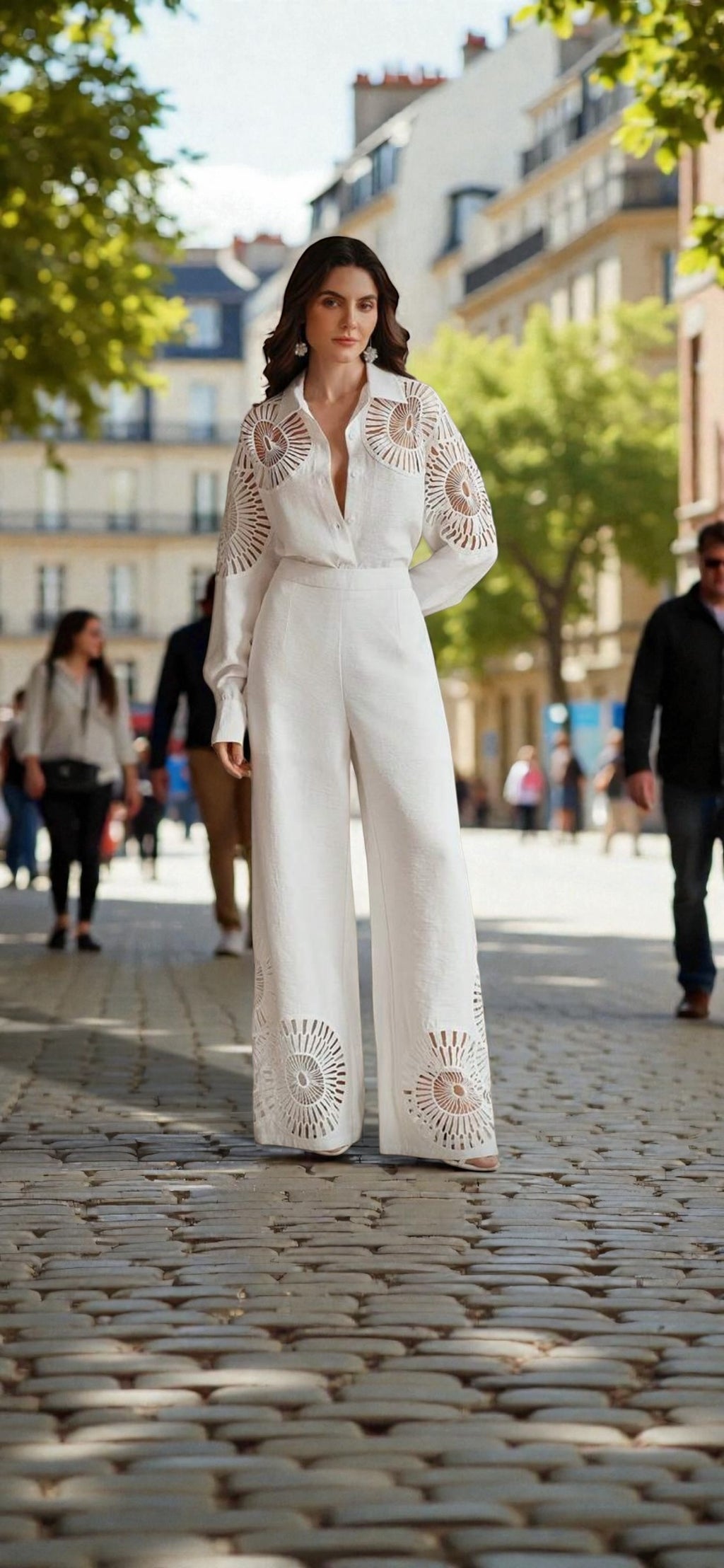 Ensemble Pantalon Blanc Minimaliste – Chemise ajourée & Coupe Large Printemps