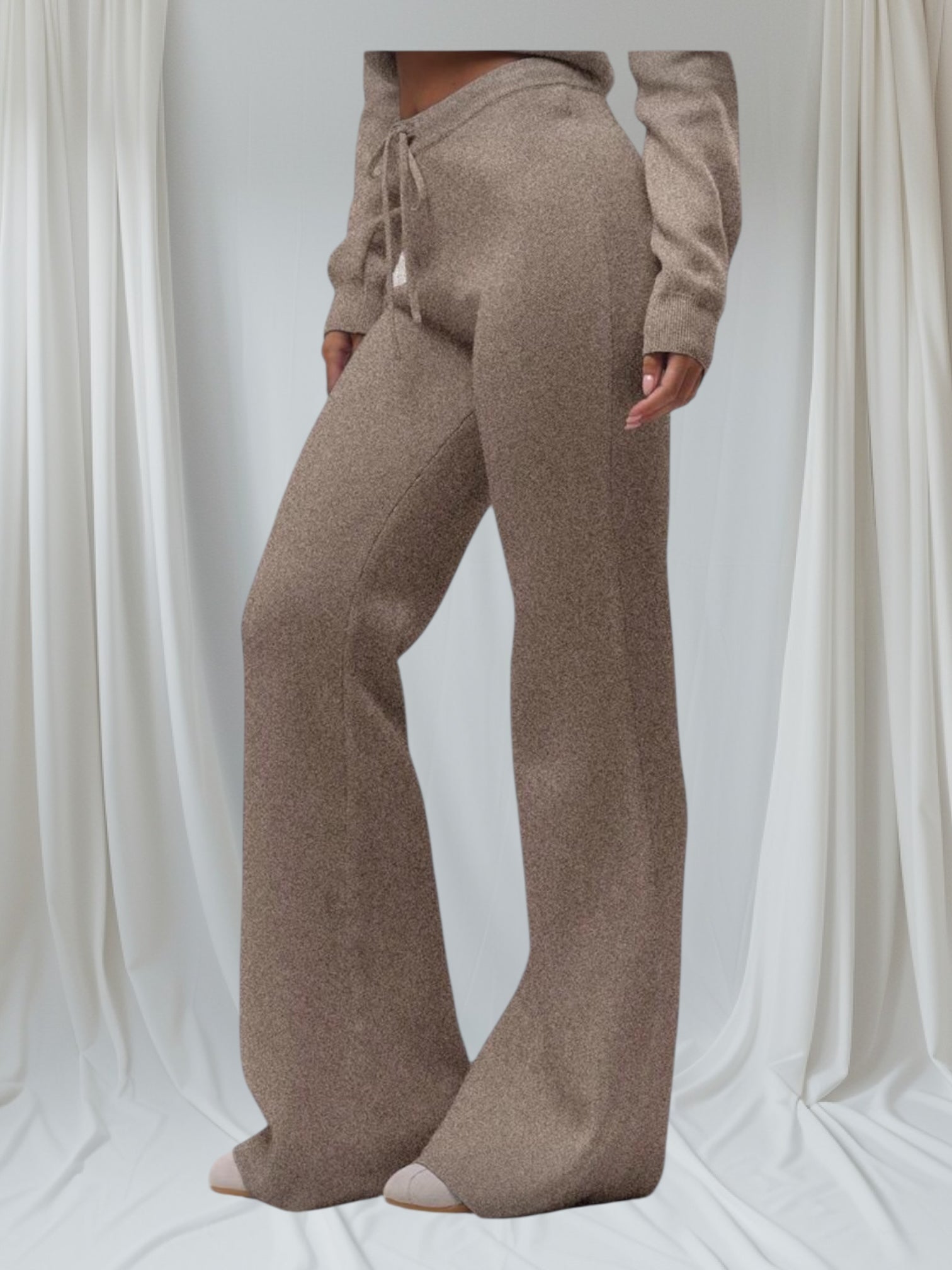 Ensemble femme deux pièces – Pull zippé court & pantalon évasé taille haute en maille douce